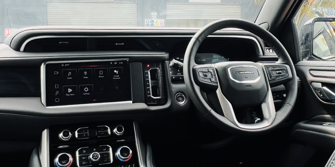 2025 GMC Yukon Denali Dashboard
