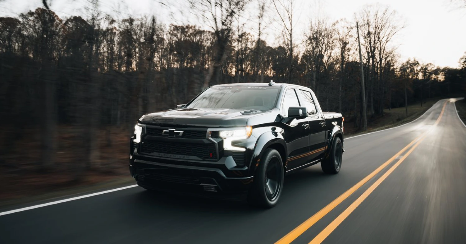 Black Widow Chevy SR 1500 Silverado
