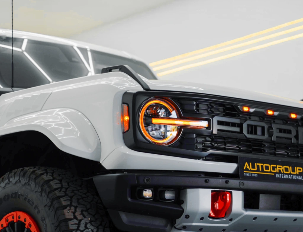 2025 Ford Bronco Front