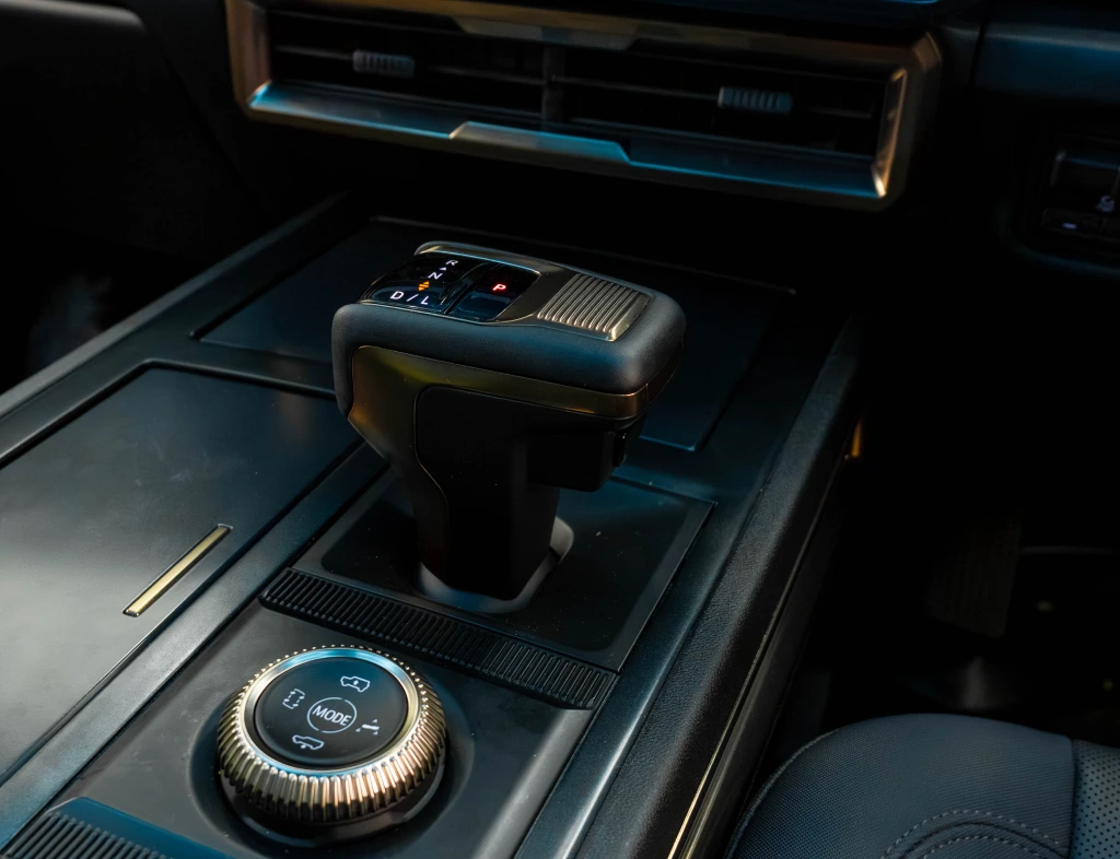 2025 Hummer EV Interior