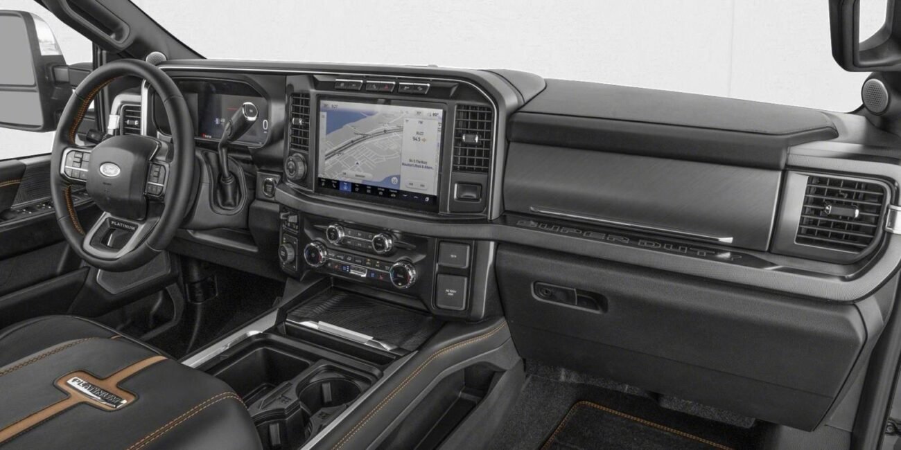 2026 Ford Super Duty F-250 SRW Platinum