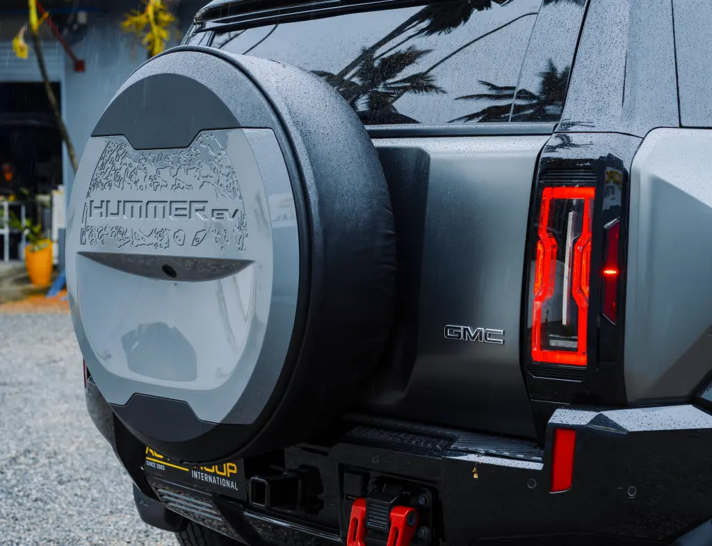 Hummer - Extra wheel